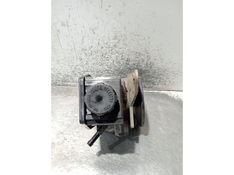 Recambio de bomba direccion para toyota avensis (_t22_) 1.6 (at220_) referencia OEM IAM 4431005040 7691974148 