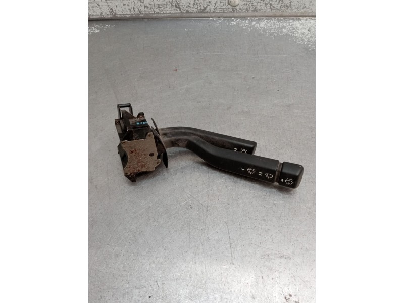 Recambio de mando limpia para iveco massif single cab 3.0 hpi referencia OEM IAM   