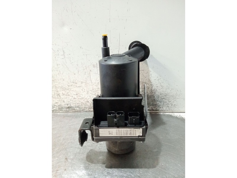 Recambio de bomba direccion para peugeot partner tepee 1.6 hdi 90 referencia OEM IAM V29018054D  
