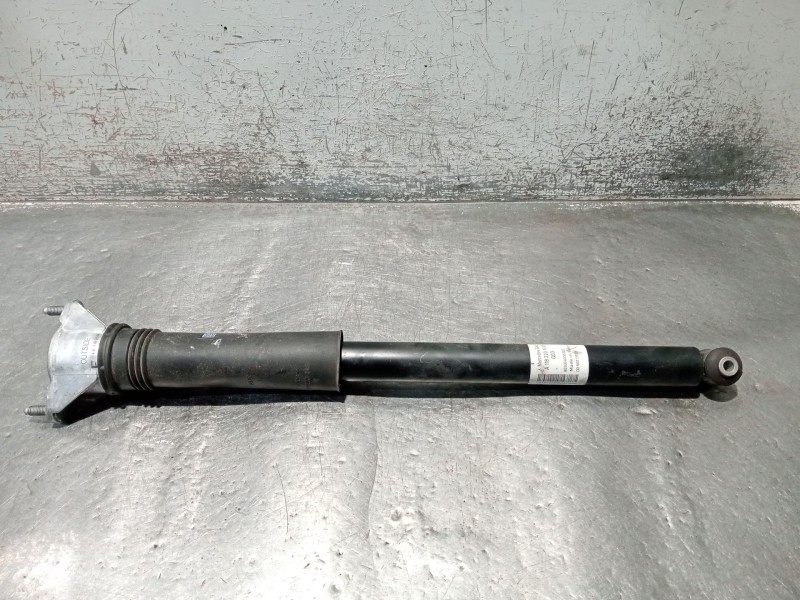 Recambio de amortiguador trasero izquierdo para mercedes-benz cla shooting brake (x118) cla 200 d (118.612) referencia OEM IAM A