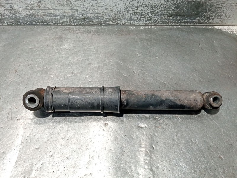 Recambio de amortiguador trasero izquierdo para renault kangoo referencia OEM IAM 562103493R 03081000467 