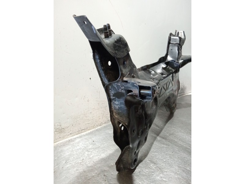 Recambio de puente delantero para peugeot partner tepee 1.6 hdi 90 referencia OEM IAM  CUNA 