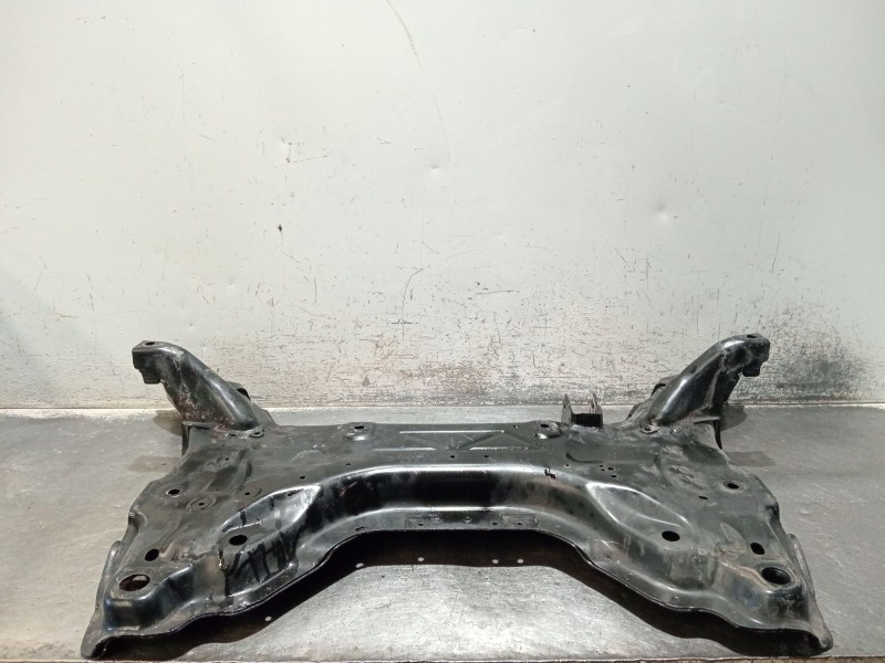 Recambio de puente delantero para peugeot partner tepee 1.6 hdi 90 referencia OEM IAM  CUNA 