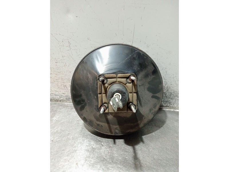 Recambio de servofreno para iveco daily vi furgoneta 33s13, 35s13, 35c13 referencia OEM IAM 504269884 0204051883 