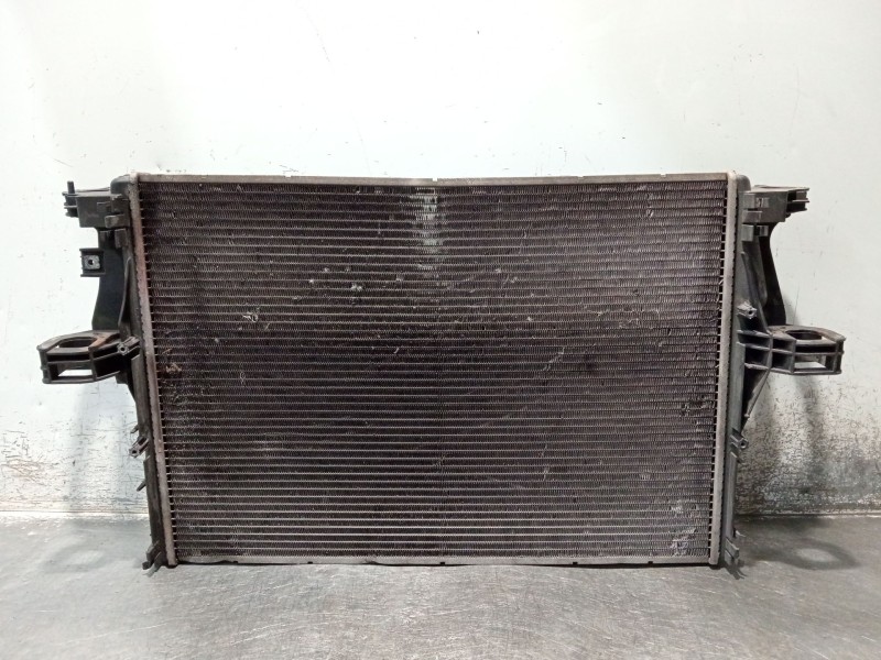 Recambio de radiador agua para iveco daily vi furgoneta 33s13, 35s13, 35c13 referencia OEM IAM 8A4760000  