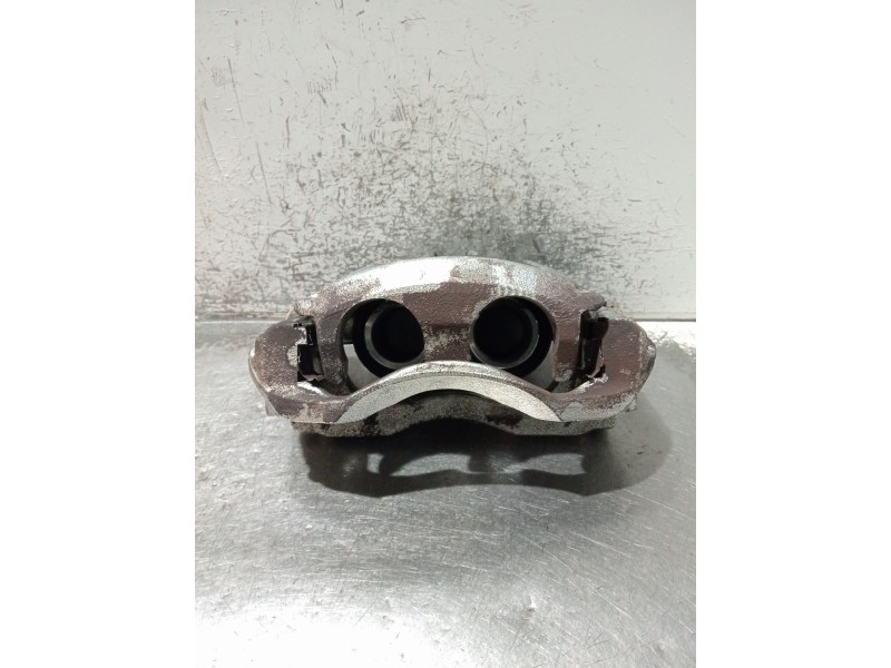 Recambio de pinza freno delantera derecha para iveco daily vi furgoneta 33s13, 35s13, 35c13 referencia OEM IAM   