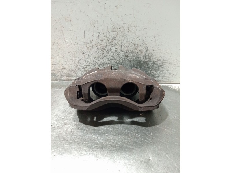 Recambio de pinza freno delantera izquierda para iveco daily vi furgoneta 33s13, 35s13, 35c13 referencia OEM IAM 42560072  