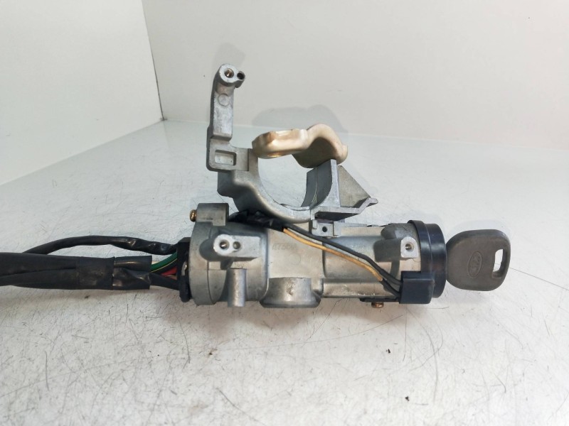 Recambio de conmutador de arranque para kia sephia ll 1.6 cat referencia OEM IAM 47361A  