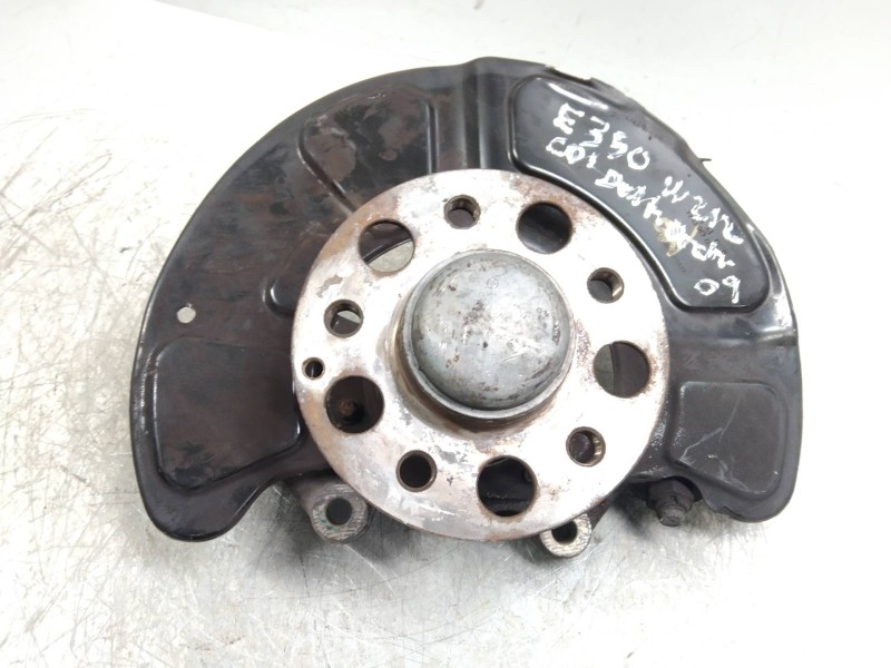 Recambio de mangueta delantera derecha para mercedes clase e (w212) familiar 3.0 cdi cat referencia OEM IAM   