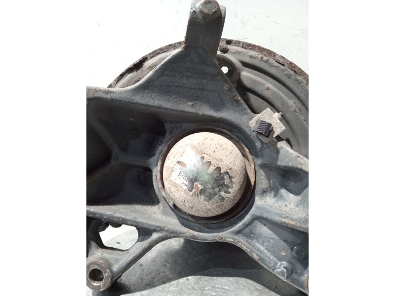 Recambio de mangueta delantera derecha para iveco daily vi furgoneta 33s13, 35s13, 35c13 referencia OEM IAM   