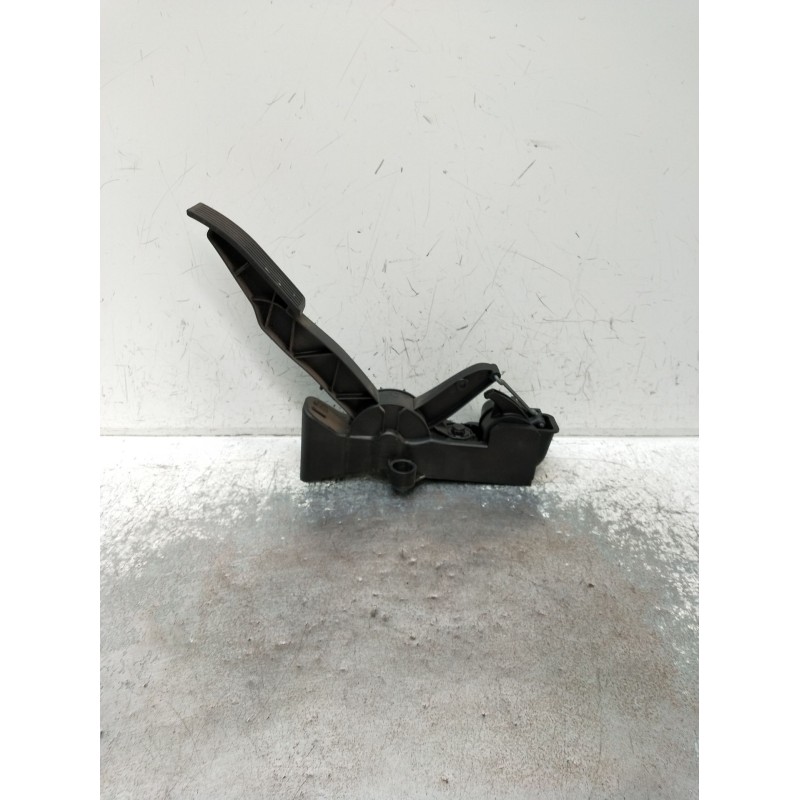 Recambio de potenciometro pedal para mercedes-benz clase b sports tourer (w245) b 200 cdi (245.208) referencia OEM IAM   