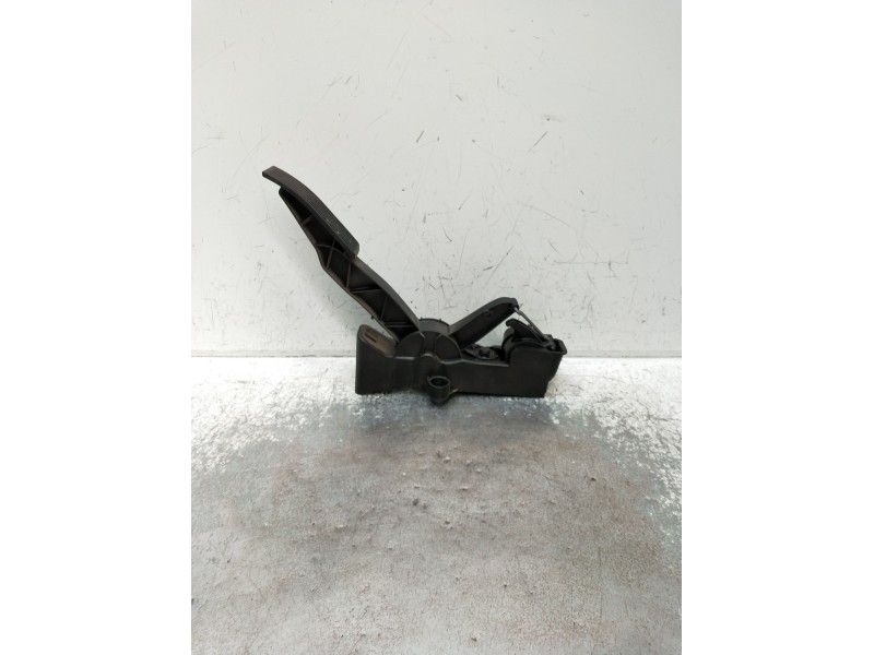 Recambio de potenciometro pedal para mercedes-benz clase b sports tourer (w245) b 200 cdi (245.208) referencia OEM IAM   