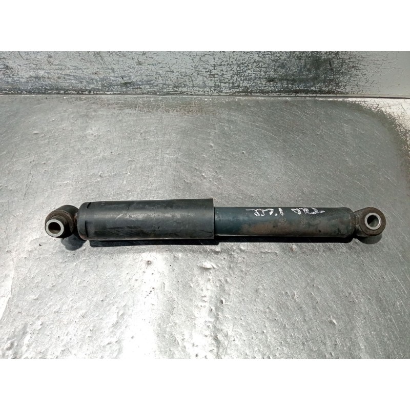 Recambio de amortiguador trasero izquierdo para iveco daily vi furgoneta 33s13, 35s13, 35c13 referencia OEM IAM 5801771630  