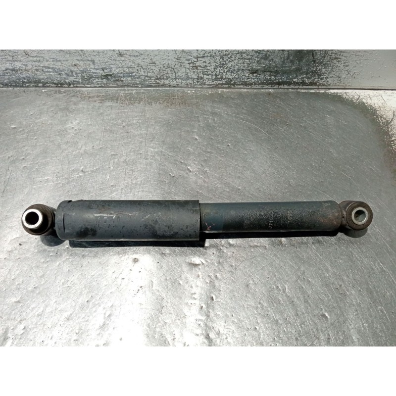 Recambio de amortiguador trasero izquierdo para iveco daily vi furgoneta 33s13, 35s13, 35c13 referencia OEM IAM 5801771630  