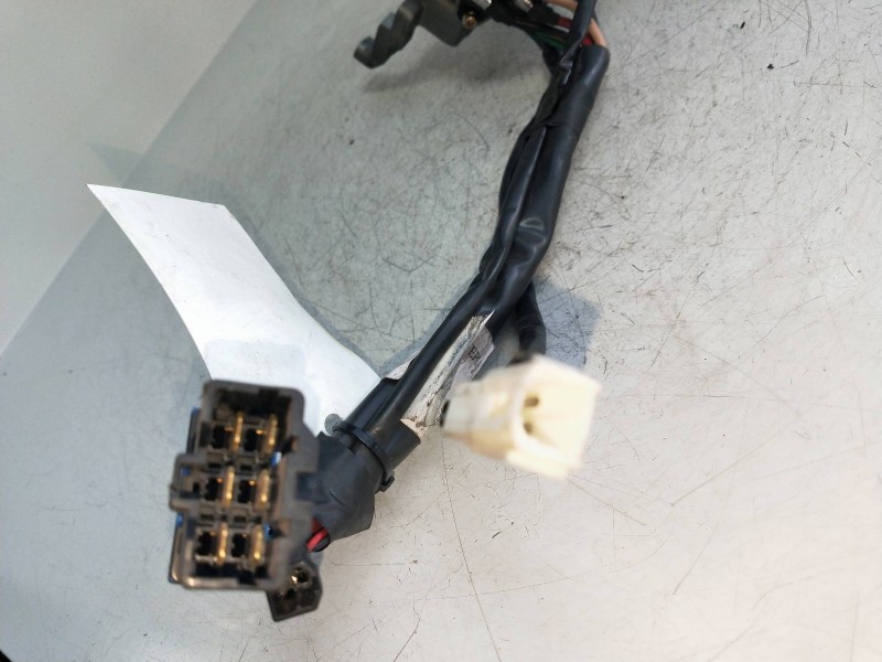 Recambio de conmutador de arranque para kia sephia ll 1.6 cat referencia OEM IAM 47361A  