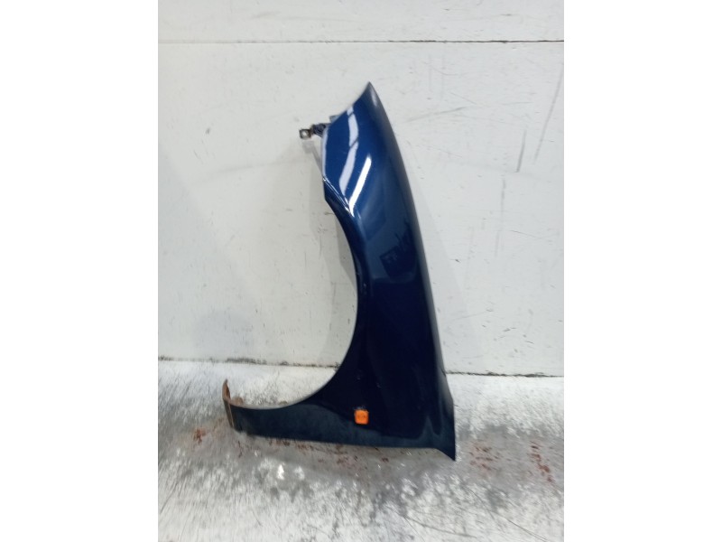 Recambio de aleta delantera izquierda para rover 200 ii hatchback (rf) 220 d/sd referencia OEM IAM   