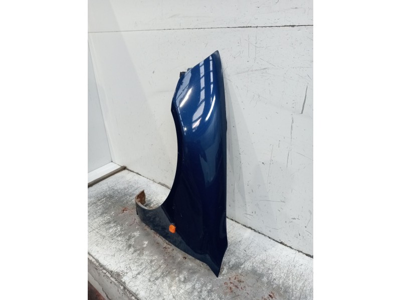 Recambio de aleta delantera izquierda para rover 200 ii hatchback (rf) 220 d/sd referencia OEM IAM   