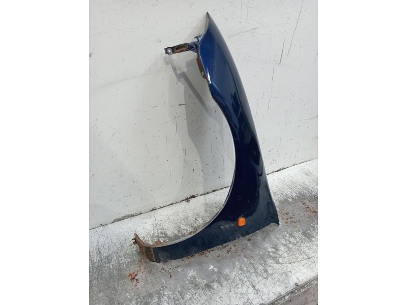 Recambio de aleta delantera izquierda para rover 200 ii hatchback (rf) 220 d/sd referencia OEM IAM   