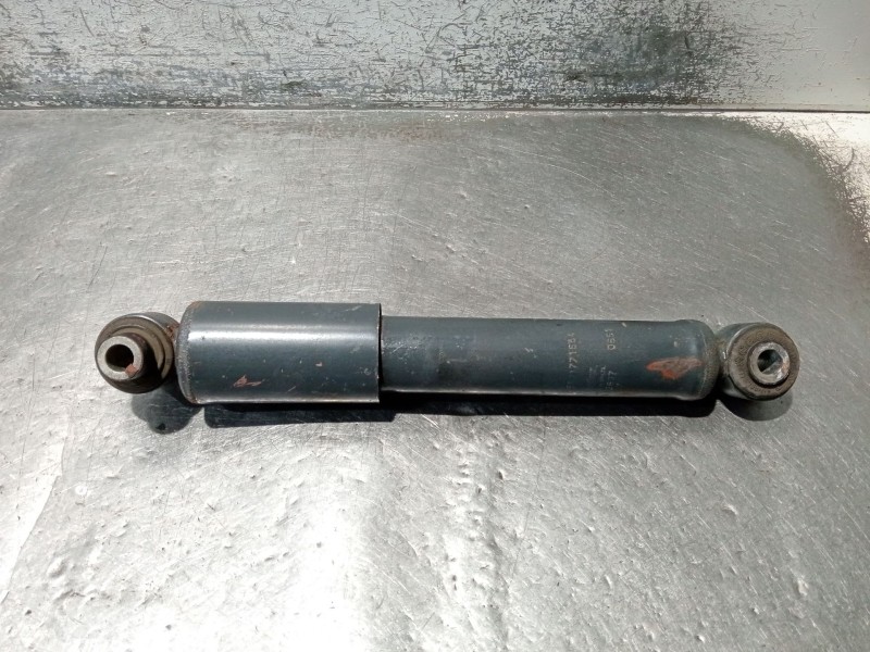 Recambio de amortiguador delantero izquierdo para iveco daily vi furgoneta 33s13, 35s13, 35c13 referencia OEM IAM 5801771684  