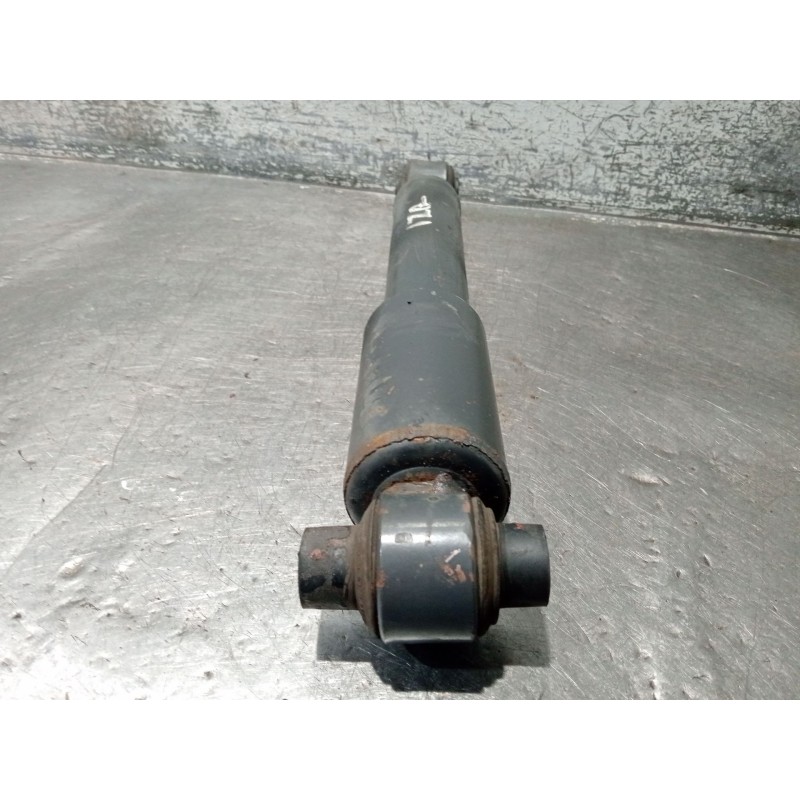 Recambio de amortiguador delantero izquierdo para iveco daily vi furgoneta 33s13, 35s13, 35c13 referencia OEM IAM 5801771684  