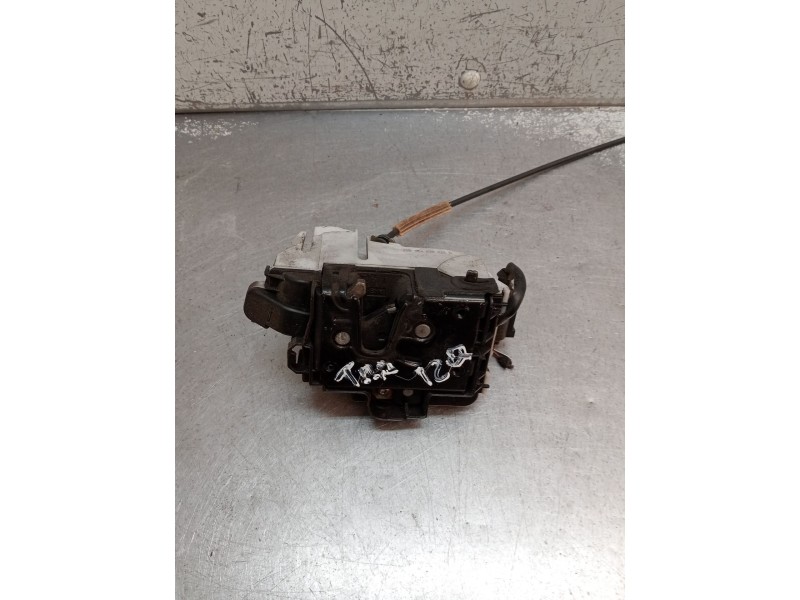 Recambio de motor cierre centralizado trasero izquierdo para seat ibiza ii (6k1) 1.4 16v referencia OEM IAM   