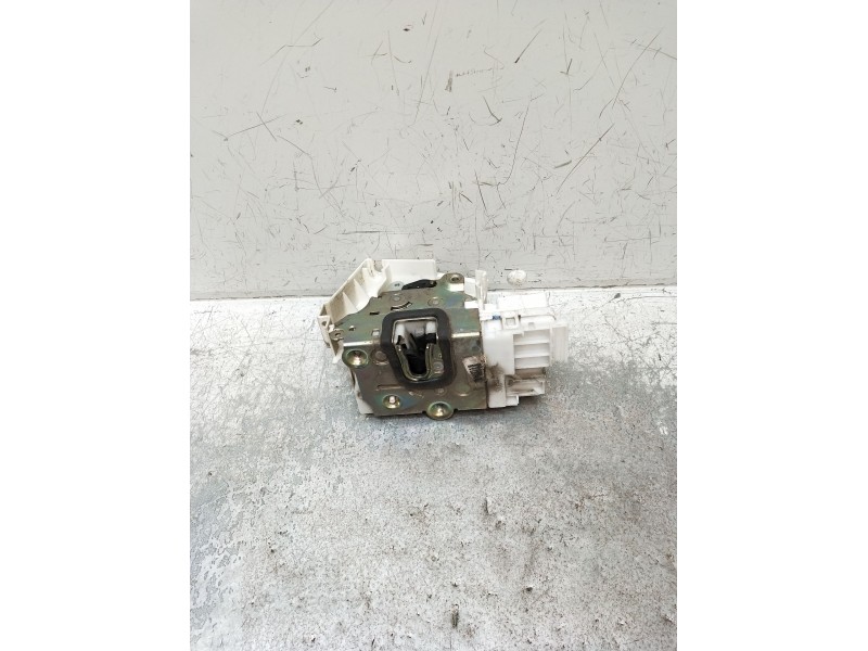 Recambio de motor cierre centralizado delantero izquierdo para mercedes-benz clase b sports tourer (w245) b 200 cdi (245.208) re