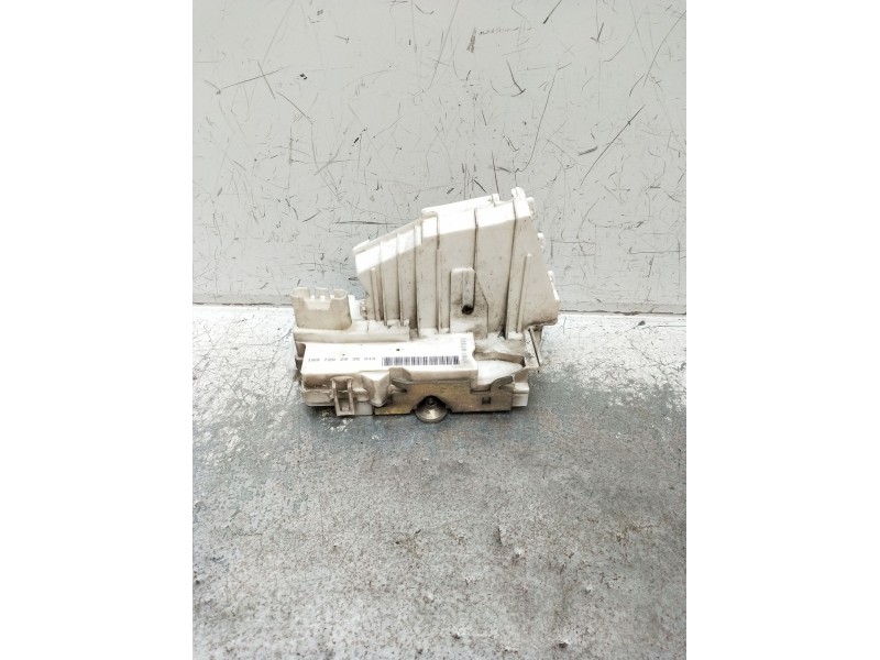 Recambio de motor cierre centralizado delantero izquierdo para mercedes-benz clase b sports tourer (w245) b 200 cdi (245.208) re