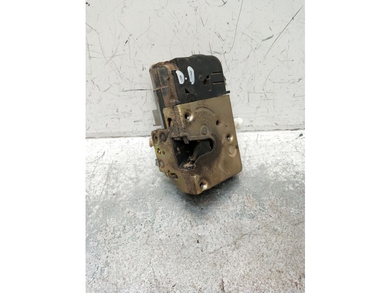 Recambio de motor cierre centralizado delantero derecho para peugeot partner monospace (5_, g_) 2.0 hdi referencia OEM IAM  4P 