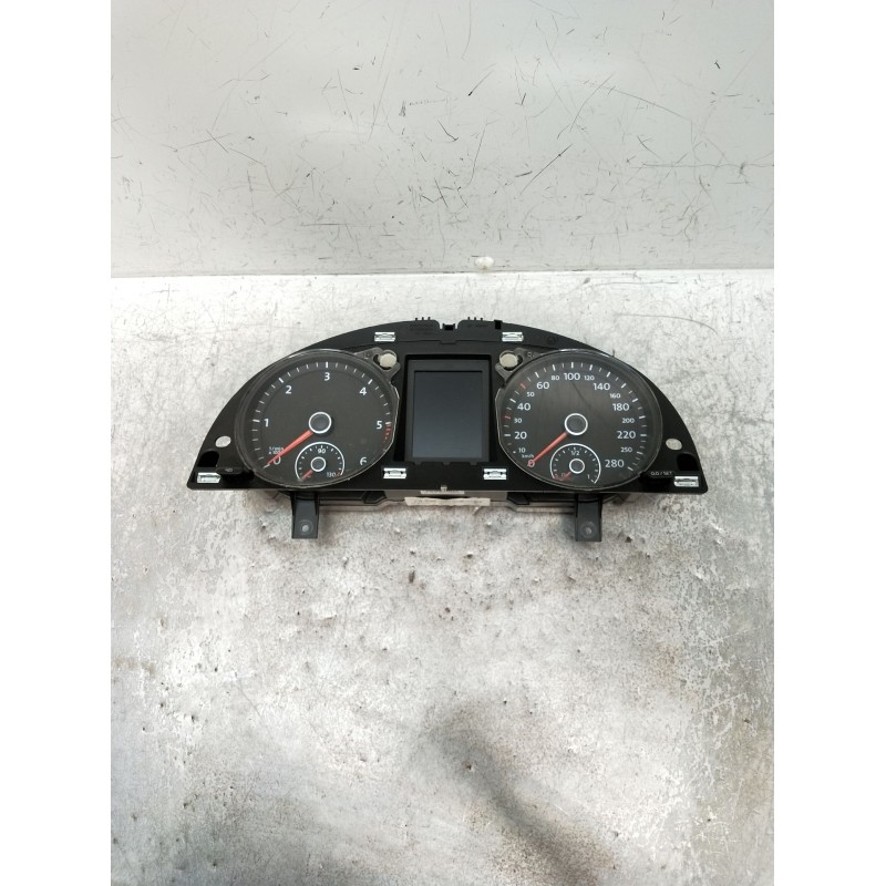 Recambio de cuadro instrumentos para volkswagen passat cc b6 (357) 2.0 tdi referencia OEM IAM 3C8920880J A2C53410557 A2C53219792
