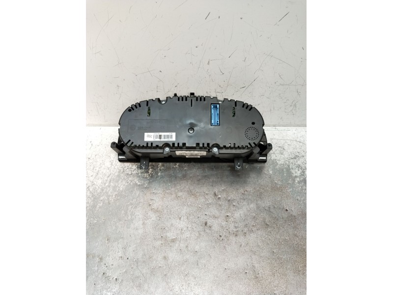 Recambio de cuadro instrumentos para volkswagen passat cc b6 (357) 2.0 tdi referencia OEM IAM 3C8920880J A2C53410557 A2C53219792