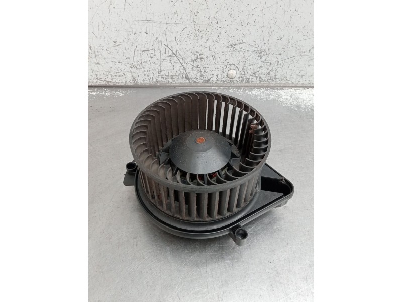 Recambio de motor calefaccion para audi a4 b7 avant (8ed) 2.0 tdi 16v referencia OEM IAM 8E1820021E  