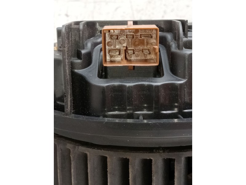 Recambio de motor calefaccion para audi a4 b7 avant (8ed) 2.0 tdi 16v referencia OEM IAM 8E1820021E  