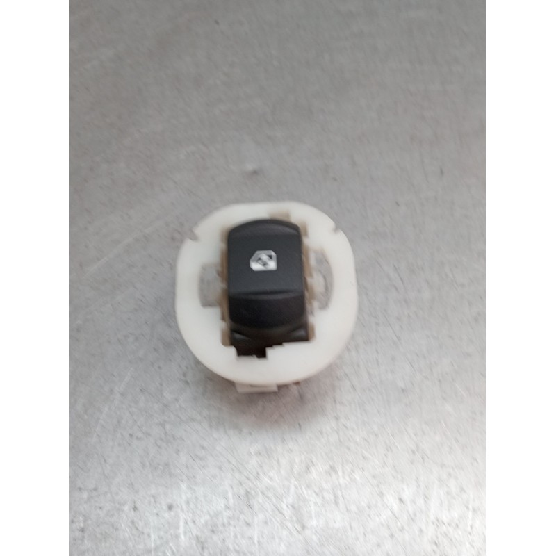 Recambio de mando elevalunas delantero derecho para renault clio iii (br0/1, cr0/1) 1.2 16v (br02, br0j, br11, cr02, cr0j, cr11)