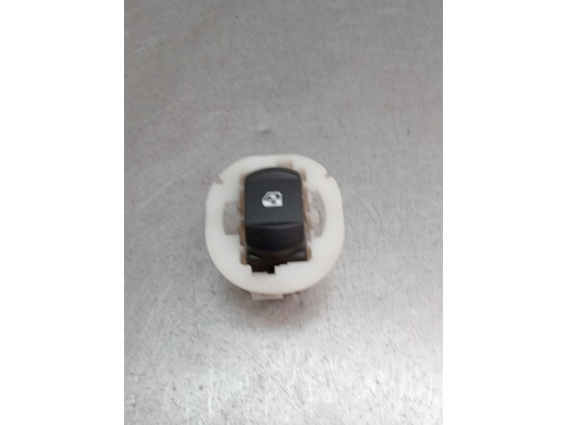 Recambio de mando elevalunas delantero derecho para renault clio iii (br0/1, cr0/1) 1.2 16v (br02, br0j, br11, cr02, cr0j, cr11)