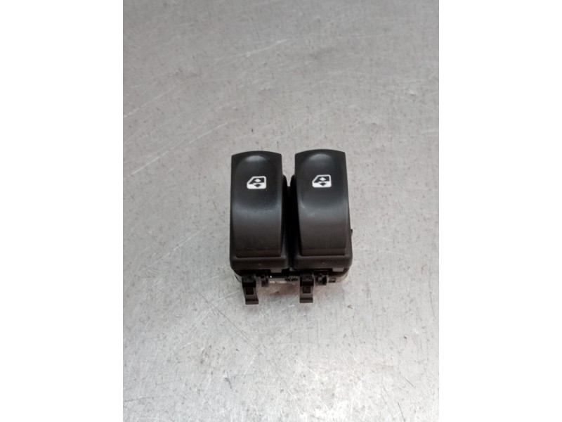 Recambio de mando elevalunas delantero izquierdo para renault clio iii (br0/1, cr0/1) 1.2 16v (br02, br0j, br11, cr02, cr0j, cr1