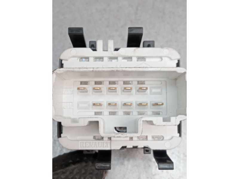 Recambio de mando elevalunas delantero izquierdo para renault clio iii (br0/1, cr0/1) 1.2 16v (br02, br0j, br11, cr02, cr0j, cr1