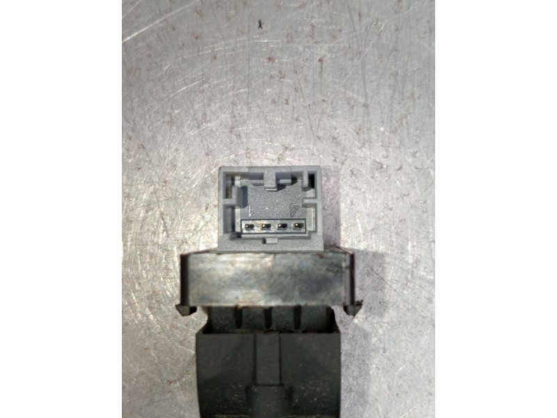 Recambio de mando elevalunas delantero derecho para audi a4 b7 avant (8ed) 2.0 tdi 16v referencia OEM IAM 8E0959855  