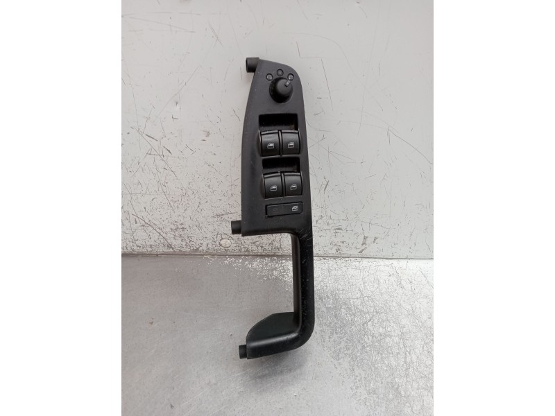 Recambio de mando elevalunas delantero izquierdo para audi a4 b7 avant (8ed) 2.0 tdi 16v referencia OEM IAM 8E1867171  