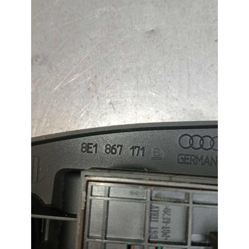 Recambio de mando elevalunas delantero izquierdo para audi a4 b7 avant (8ed) 2.0 tdi 16v referencia OEM IAM 8E1867171  