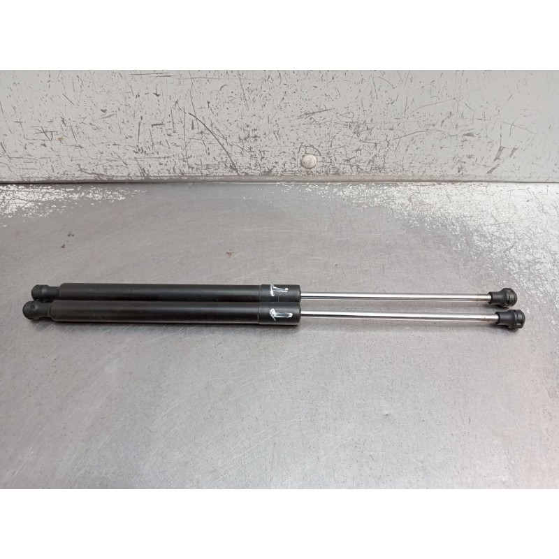 Recambio de amortiguadores maletero / porton para renault clio iii (br0/1, cr0/1) 1.2 16v (br02, br0j, br11, cr02, cr0j, cr11) r