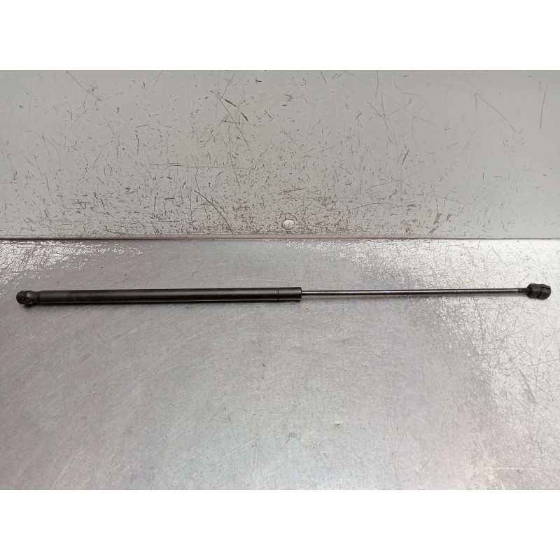 Recambio de amortiguadores capo para audi a4 b7 avant (8ed) 2.0 tdi 16v referencia OEM IAM 8E0823359A  