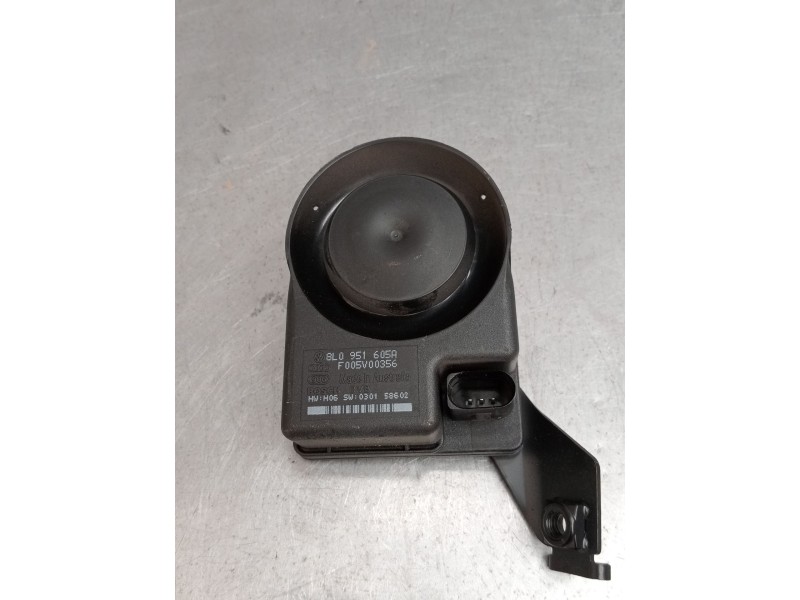 Recambio de modulo electronico para audi a4 b7 avant (8ed) 2.0 tdi 16v referencia OEM IAM 8L0951605A  