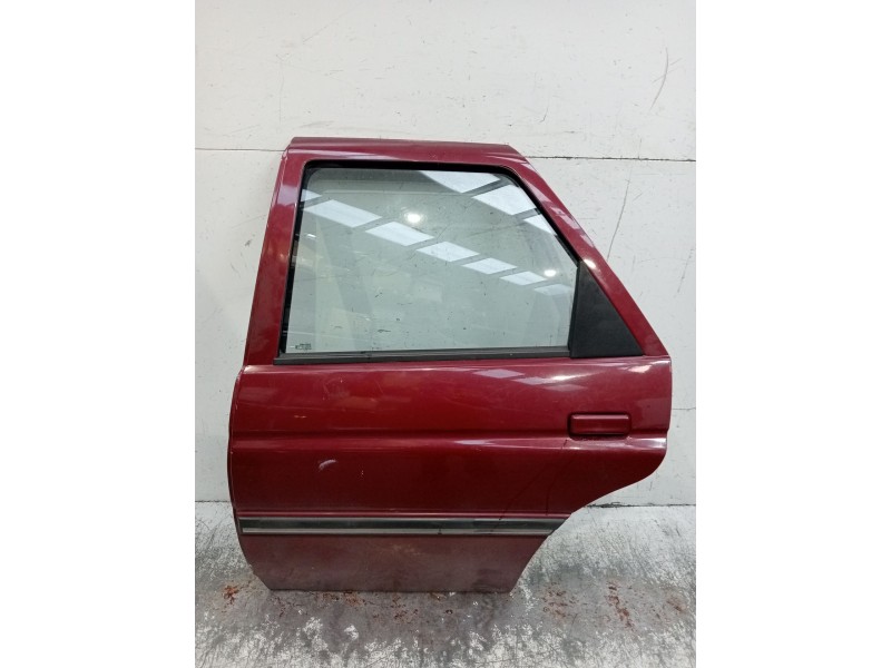 Recambio de puerta trasera izquierda para ford orion iii (gal) 1.8 d referencia OEM IAM  4P 