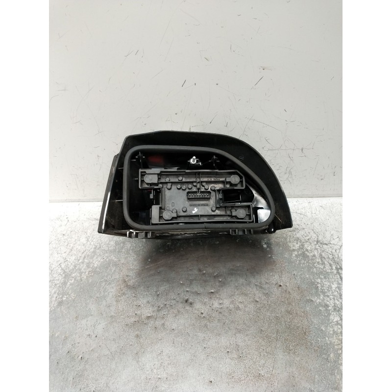 Recambio de piloto trasero derecho para renault clio i (b/c57_, 5/357_) 1.9 d (b/c/s576, b/c/s57l) referencia OEM IAM   