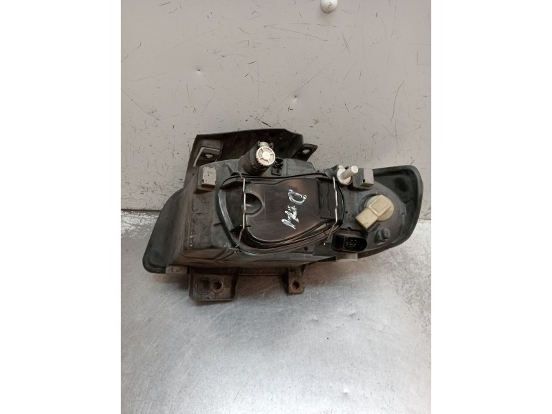 Recambio de faro derecho para seat ibiza ii (6k1) 1.4 16v referencia OEM IAM 087585 67743749 