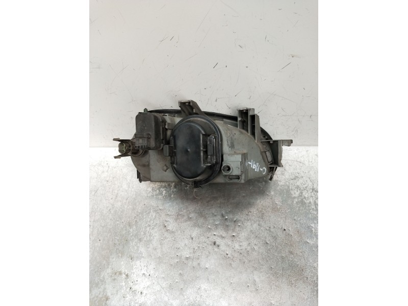 Recambio de faro derecho para renault clio i (b/c57_, 5/357_) 1.9 d (b/c/s576, b/c/s57l) referencia OEM IAM   