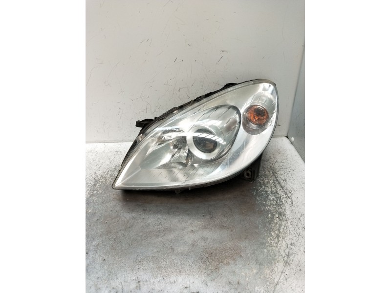 Recambio de faro izquierdo para mercedes-benz clase b sports tourer (w245) b 200 cdi (245.208) referencia OEM IAM 0301220201 A16