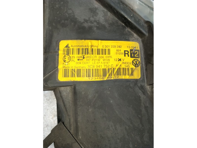 Recambio de faro derecho para volkswagen passat cc b6 (357) 2.0 tdi referencia OEM IAM 3C8941752C 0301239282 1K0941329 130732925