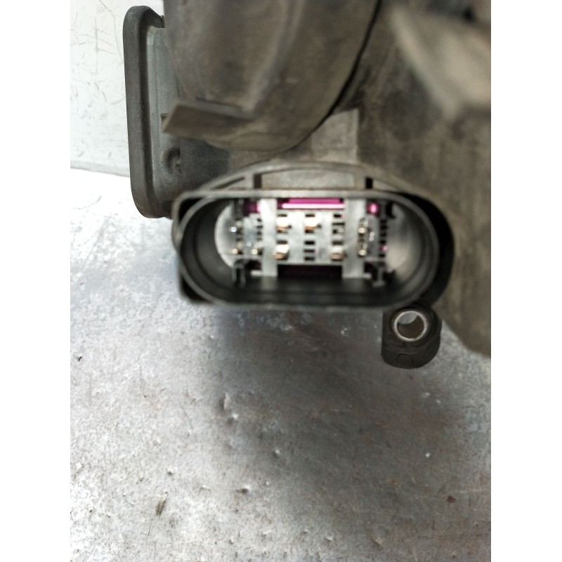 Recambio de faro derecho para volkswagen passat cc b6 (357) 2.0 tdi referencia OEM IAM 3C8941752C 0301239282 1K0941329 130732925