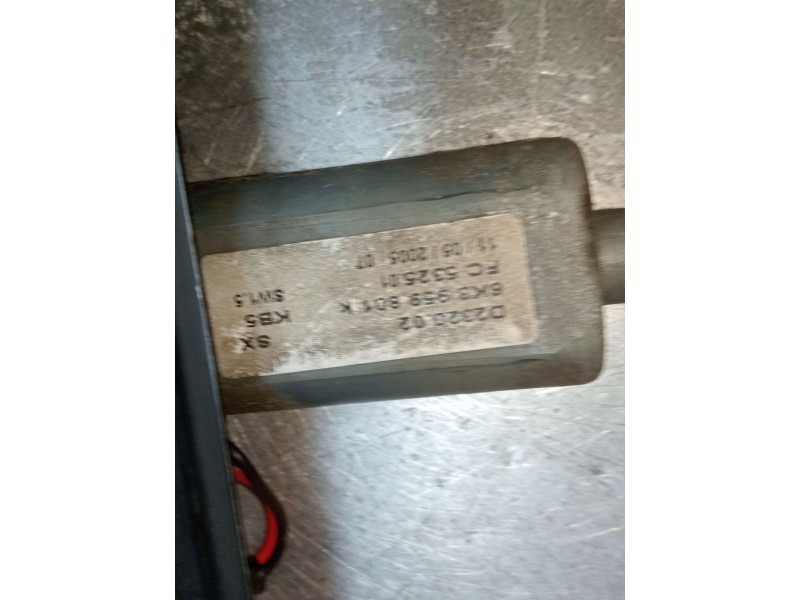 Recambio de elevalunas delantero izquierdo para seat ibiza ii (6k1) 1.4 16v referencia OEM IAM 6K3959801K  